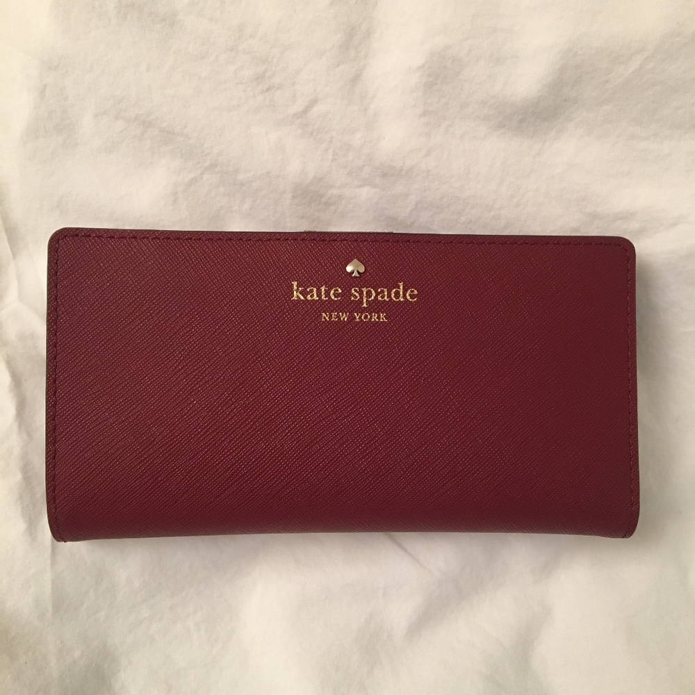 Kate Spade NY Cameron Street Stacy Wallet Mahogany